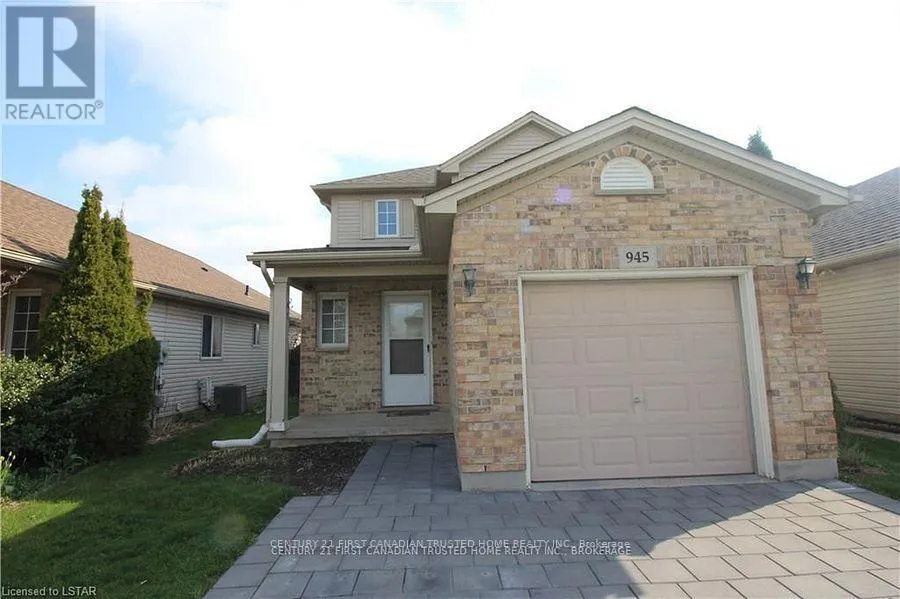 945 HOMEVIEW COURT