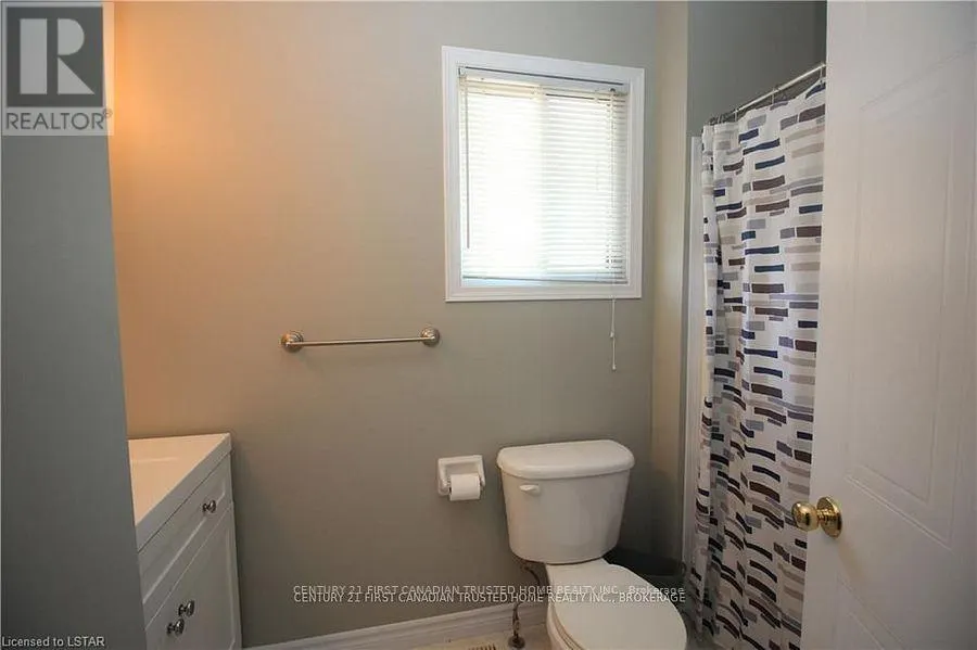 945 HOMEVIEW COURT