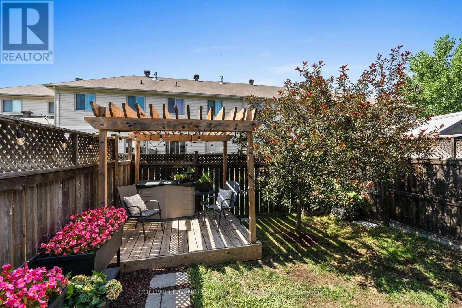 280 APPLECROSS CRESCENT