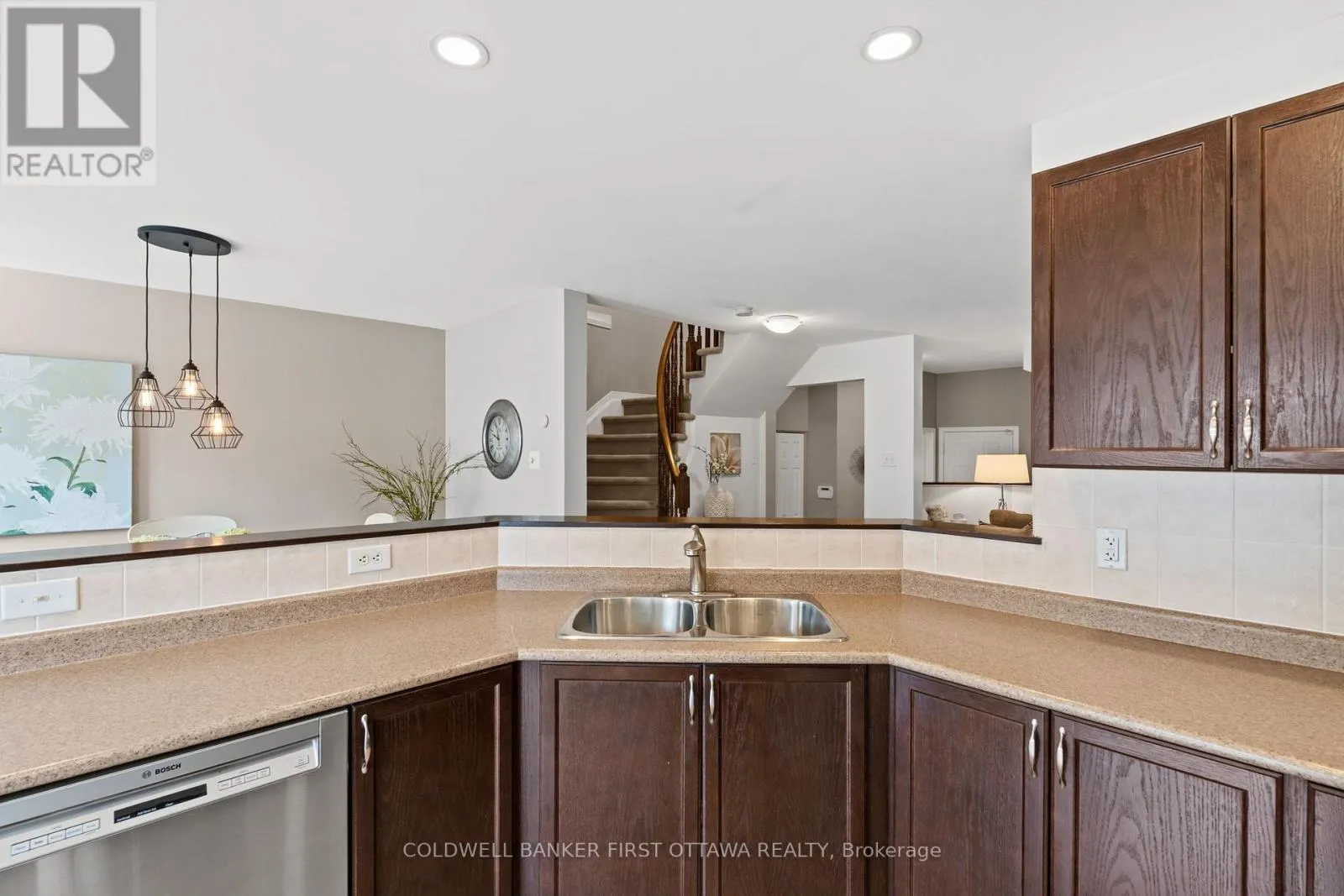 280 APPLECROSS CRESCENT