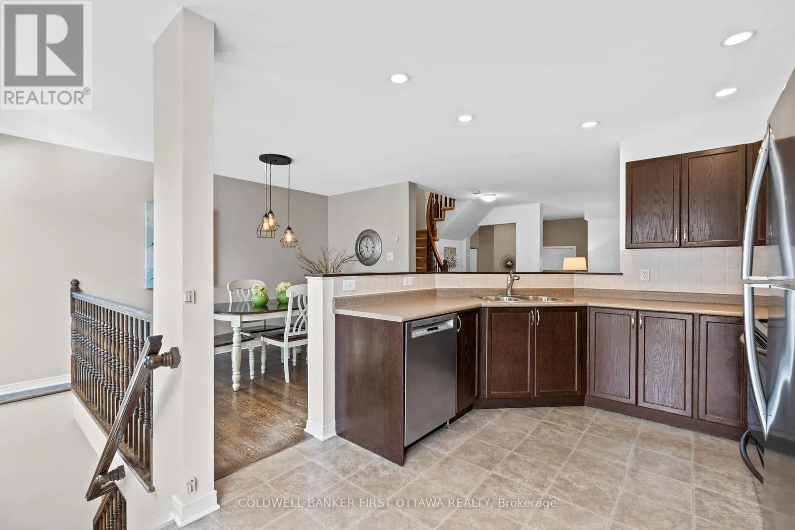 280 APPLECROSS CRESCENT