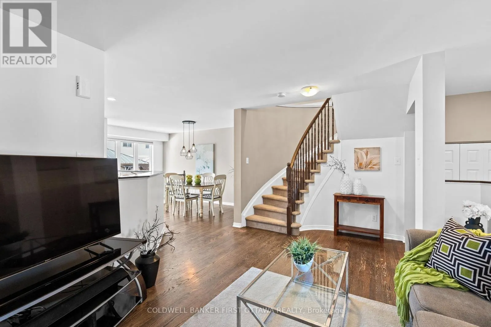 280 APPLECROSS CRESCENT