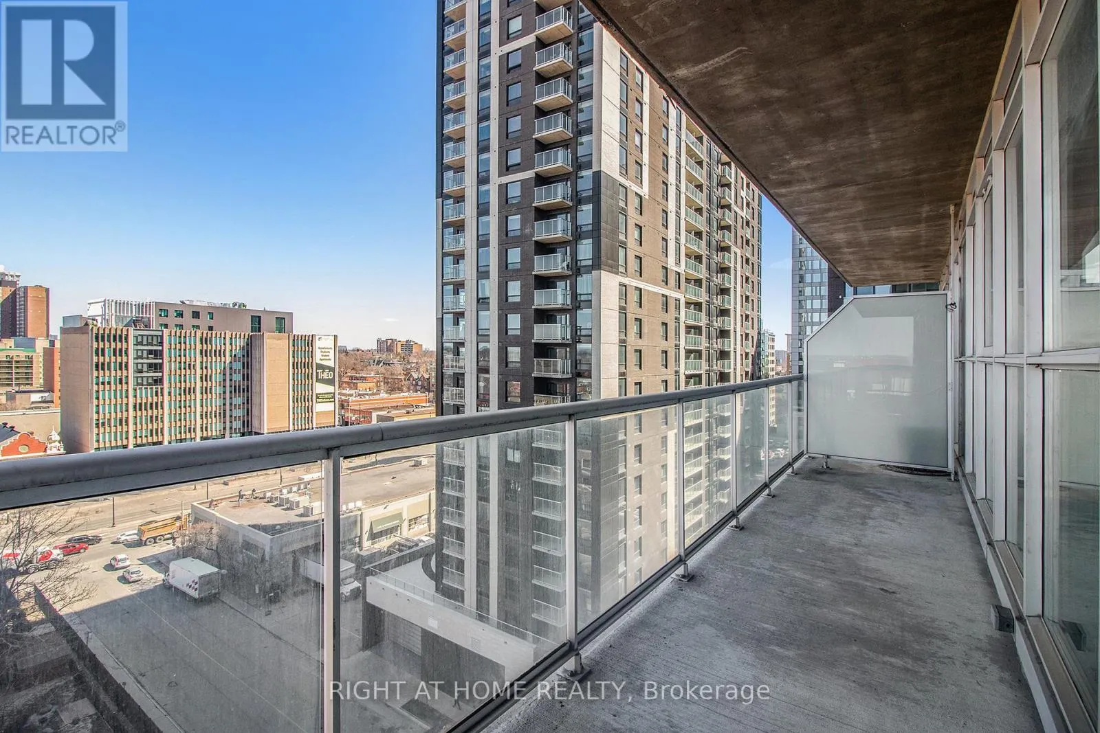 1102 - 179 GEORGE STREET N