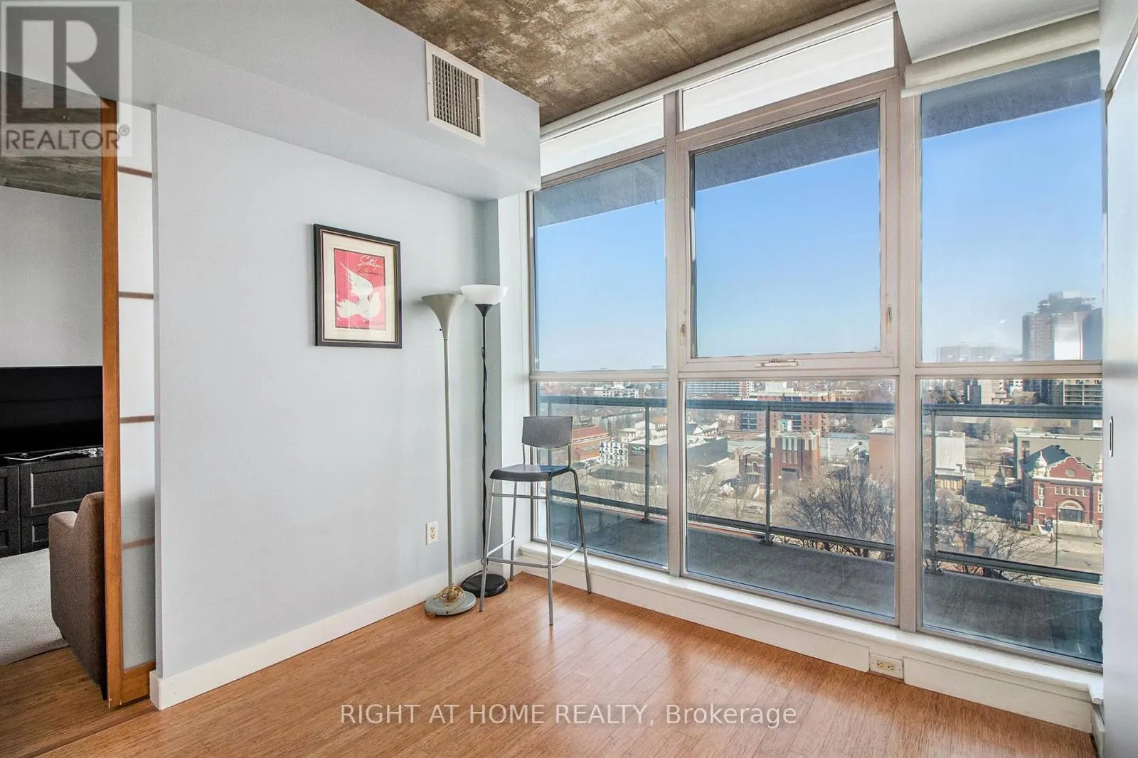 1102 - 179 GEORGE STREET N