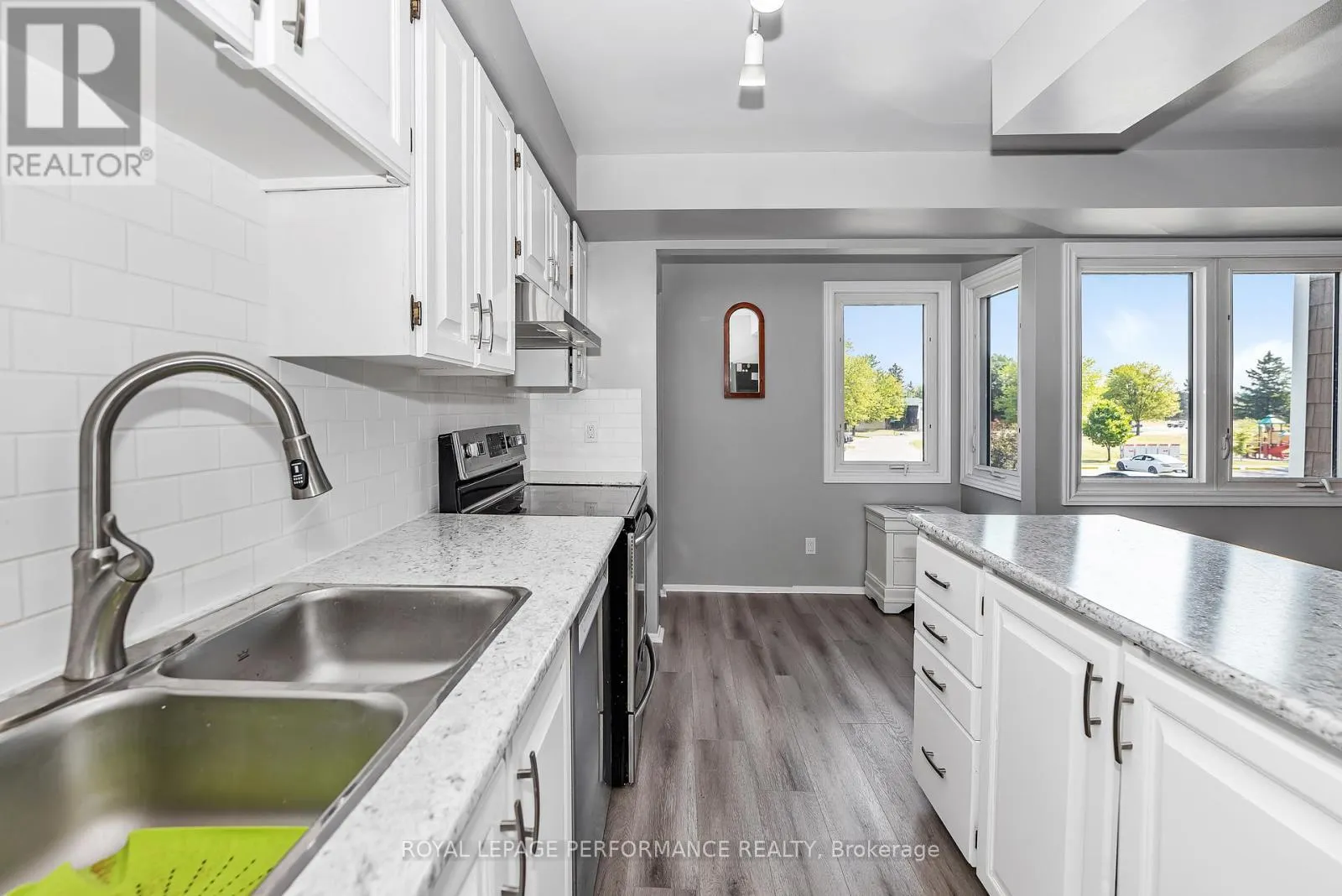 302 SALTER CRESCENT
