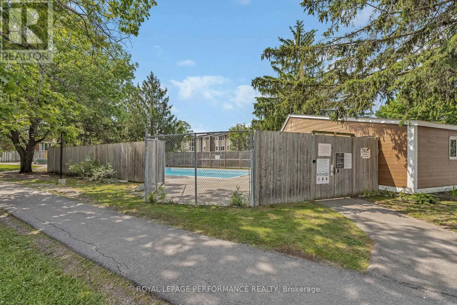 302 SALTER CRESCENT