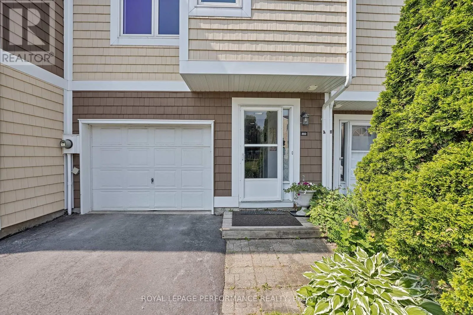 302 SALTER CRESCENT
