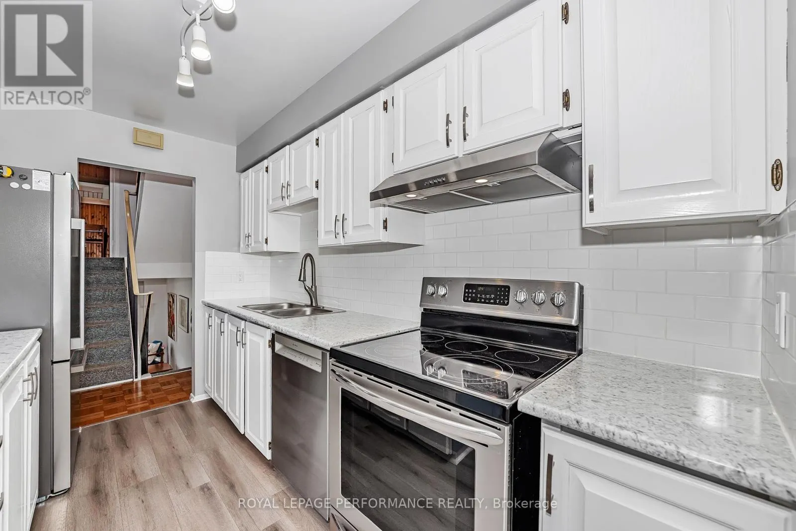 302 SALTER CRESCENT