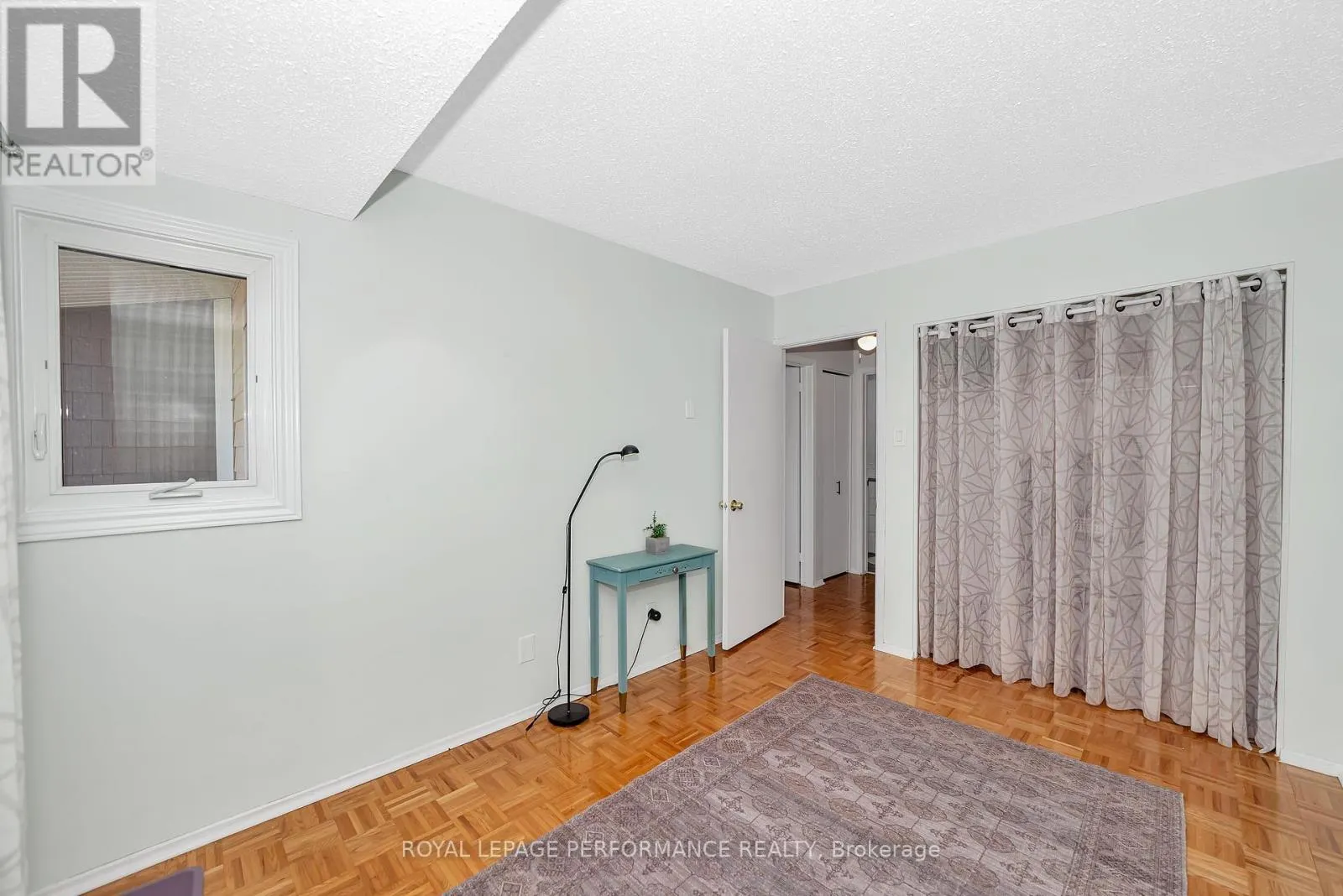 302 SALTER CRESCENT