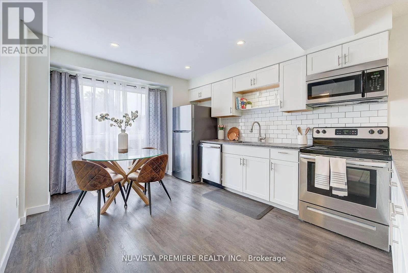 35 - 550 SECOND STREET, #35