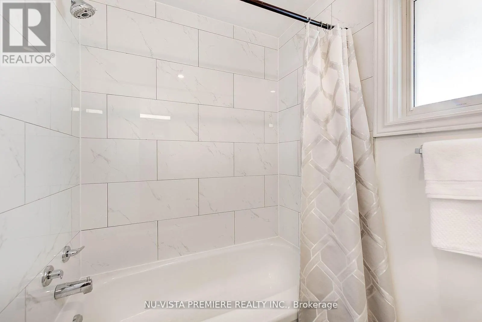35 - 550 SECOND STREET, #35