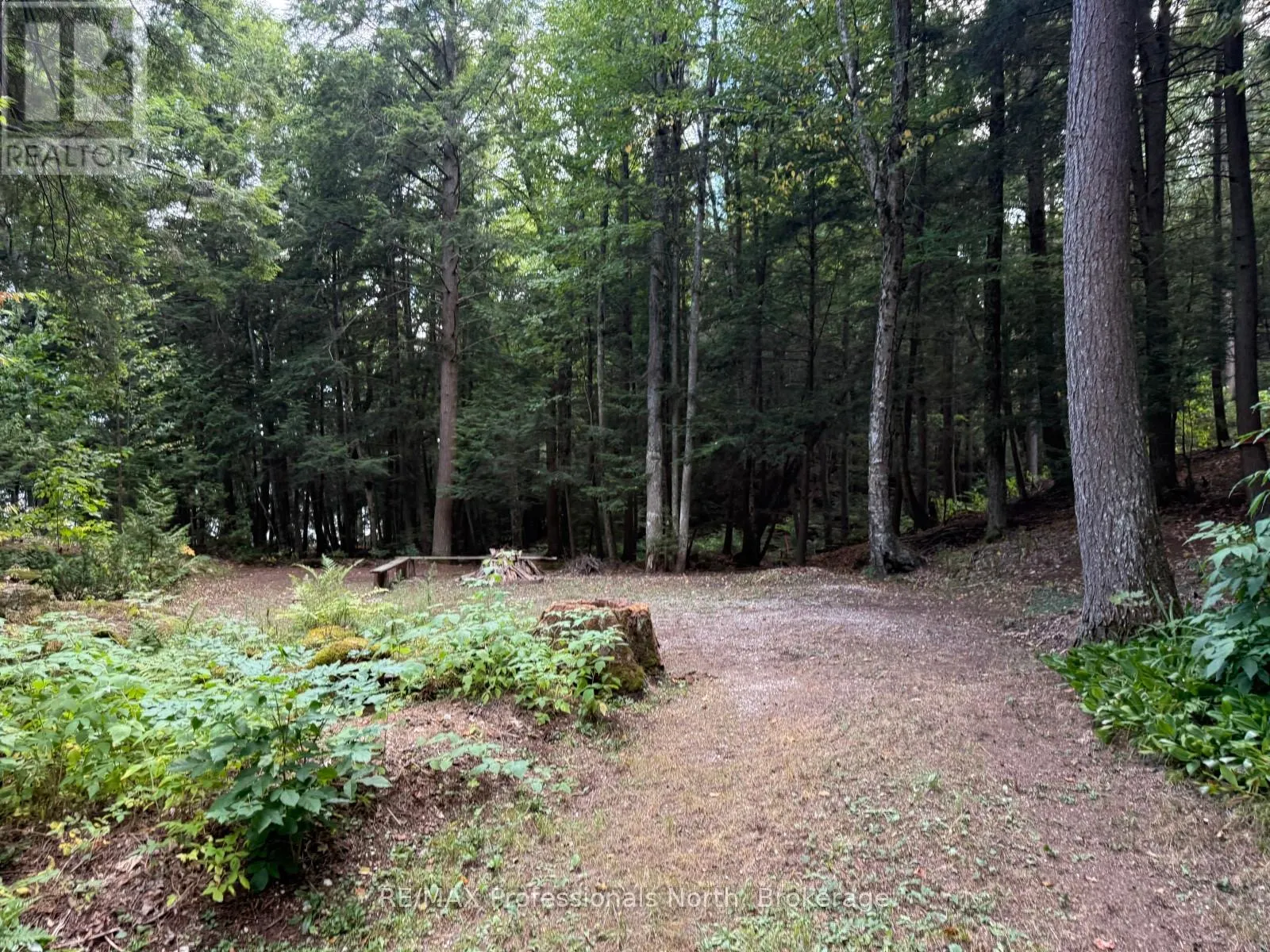 0 KENNISIS LAKE ROAD