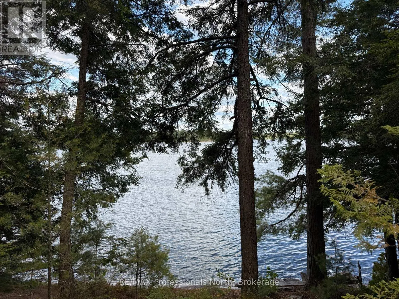0 KENNISIS LAKE ROAD