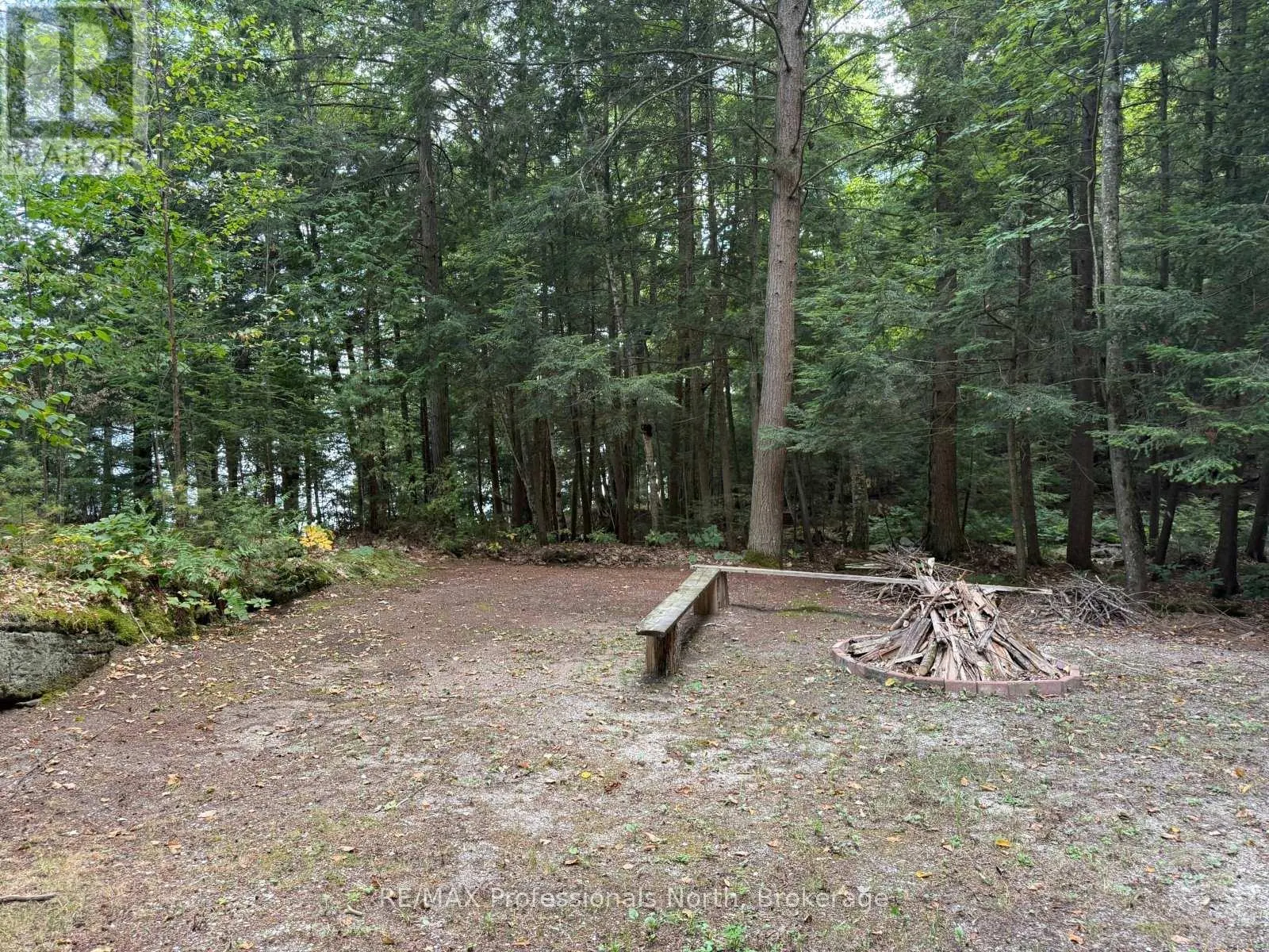 0 KENNISIS LAKE ROAD