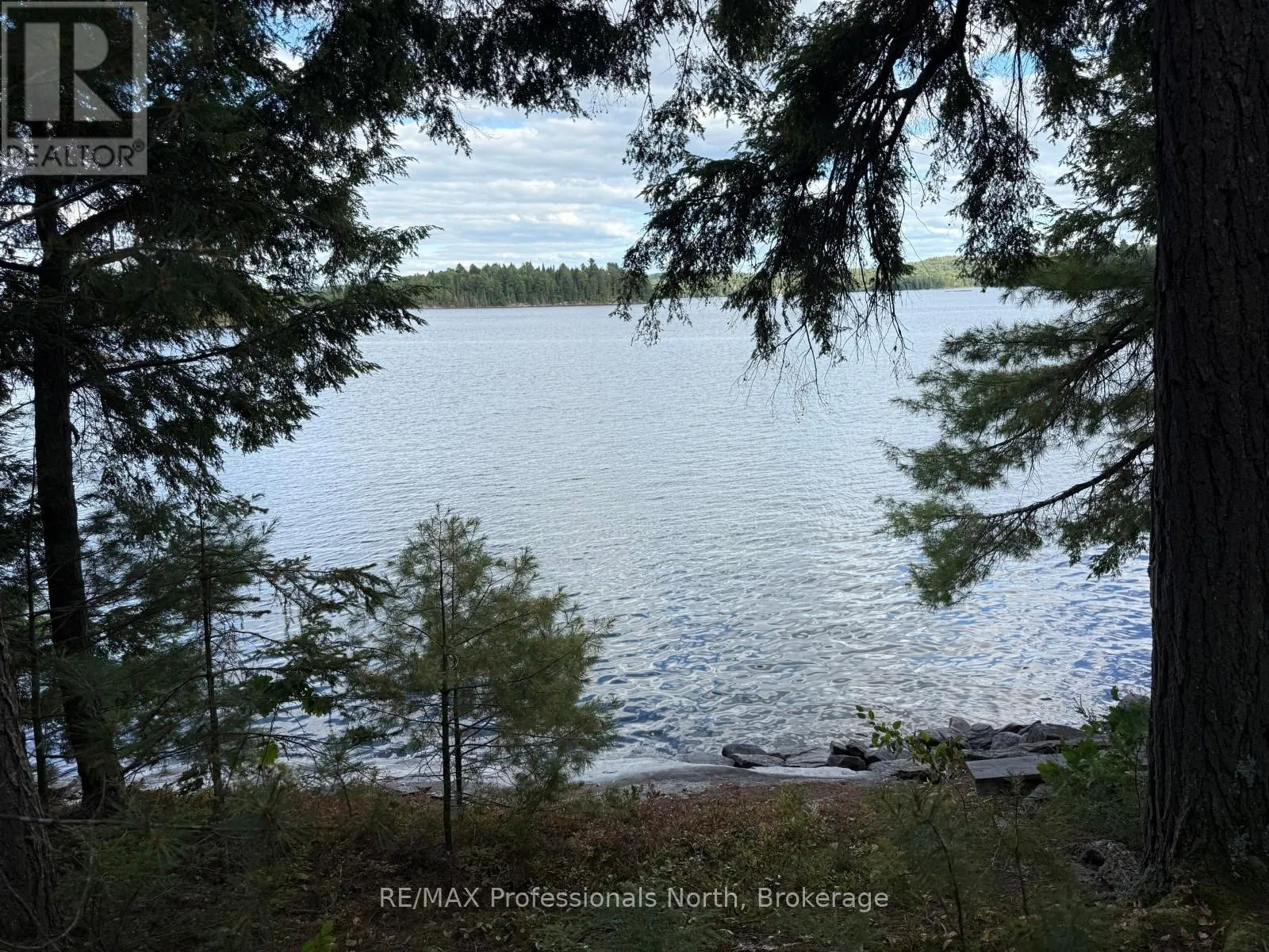0 KENNISIS LAKE ROAD