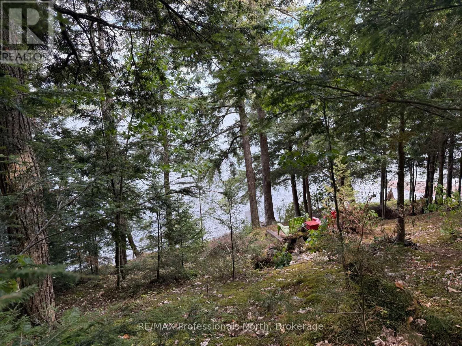 0 KENNISIS LAKE ROAD