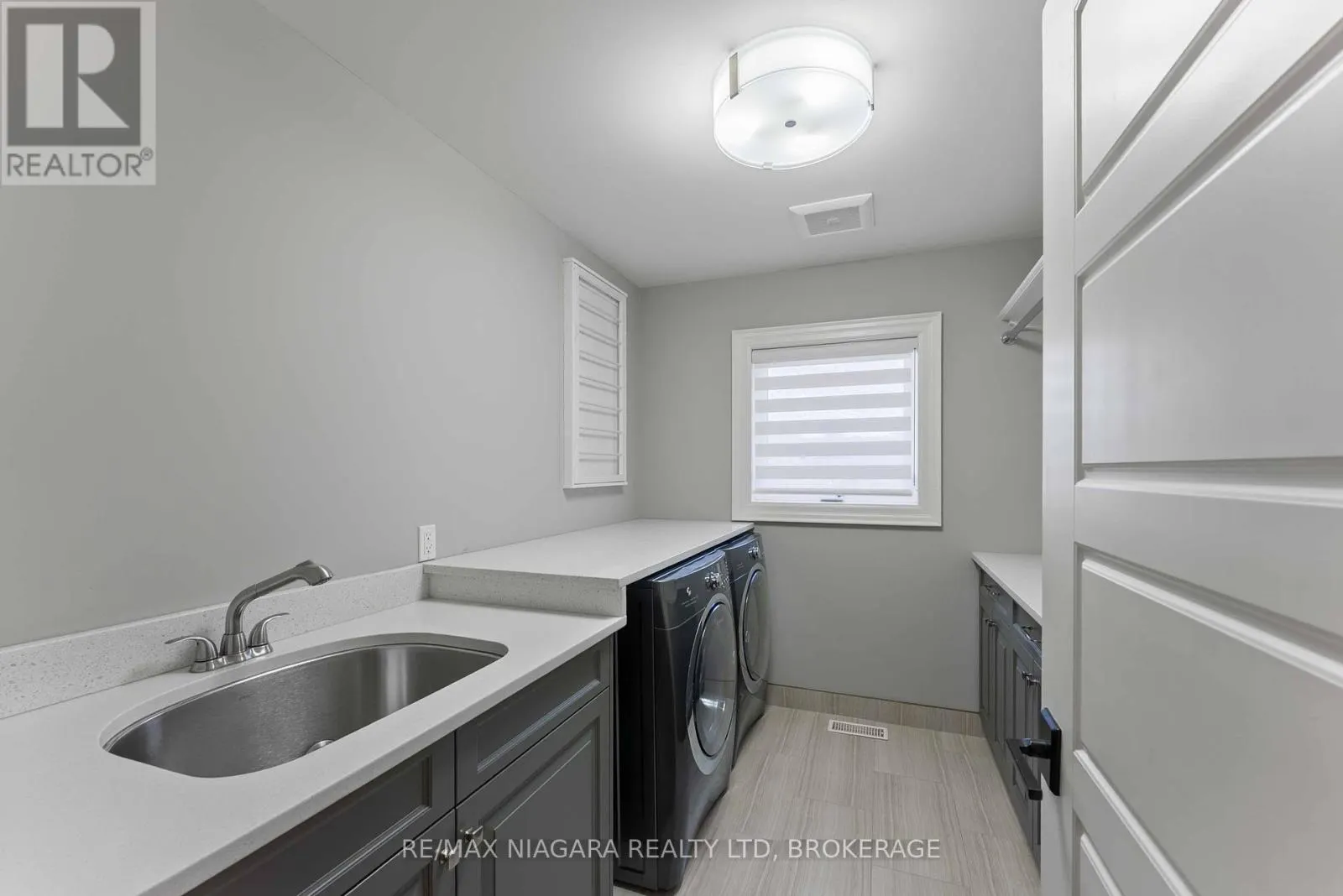 50 SANDALWOOD CRESCENT