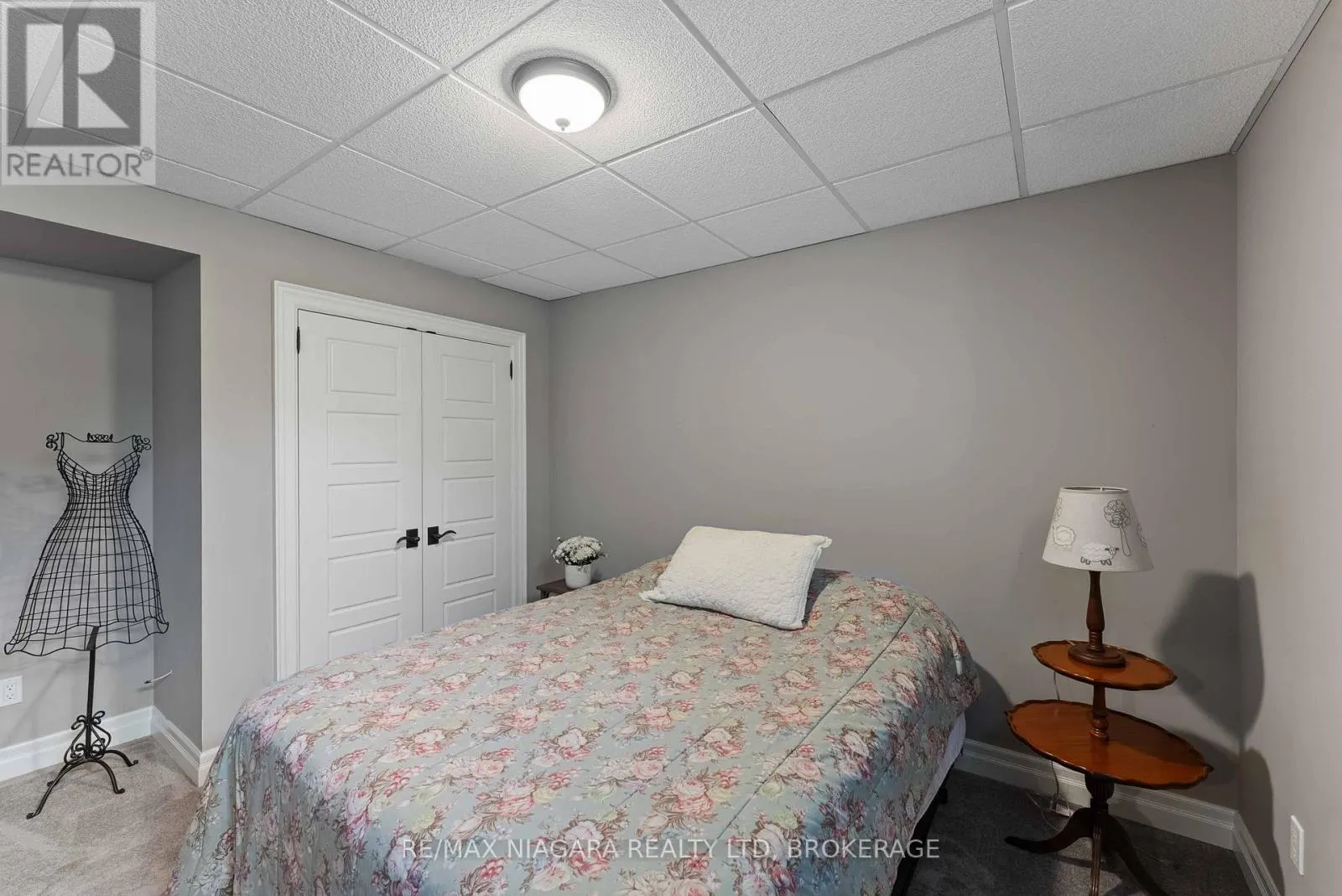 50 SANDALWOOD CRESCENT