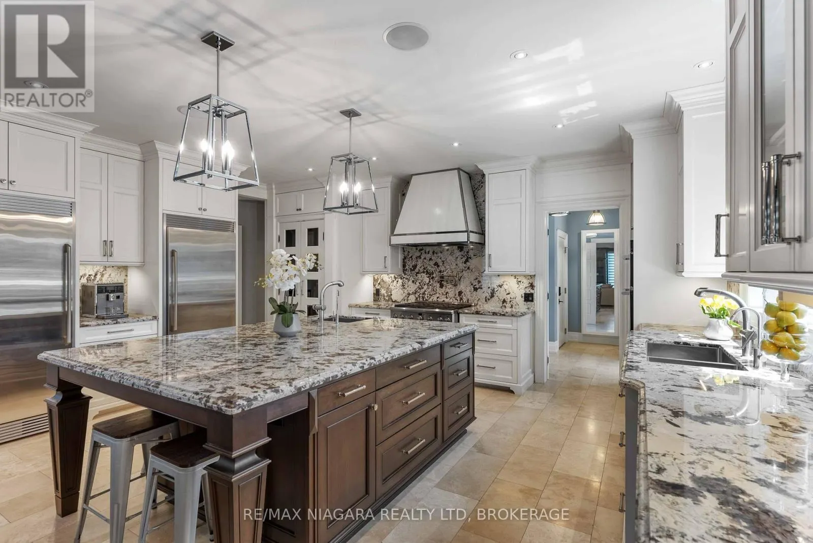 50 SANDALWOOD CRESCENT