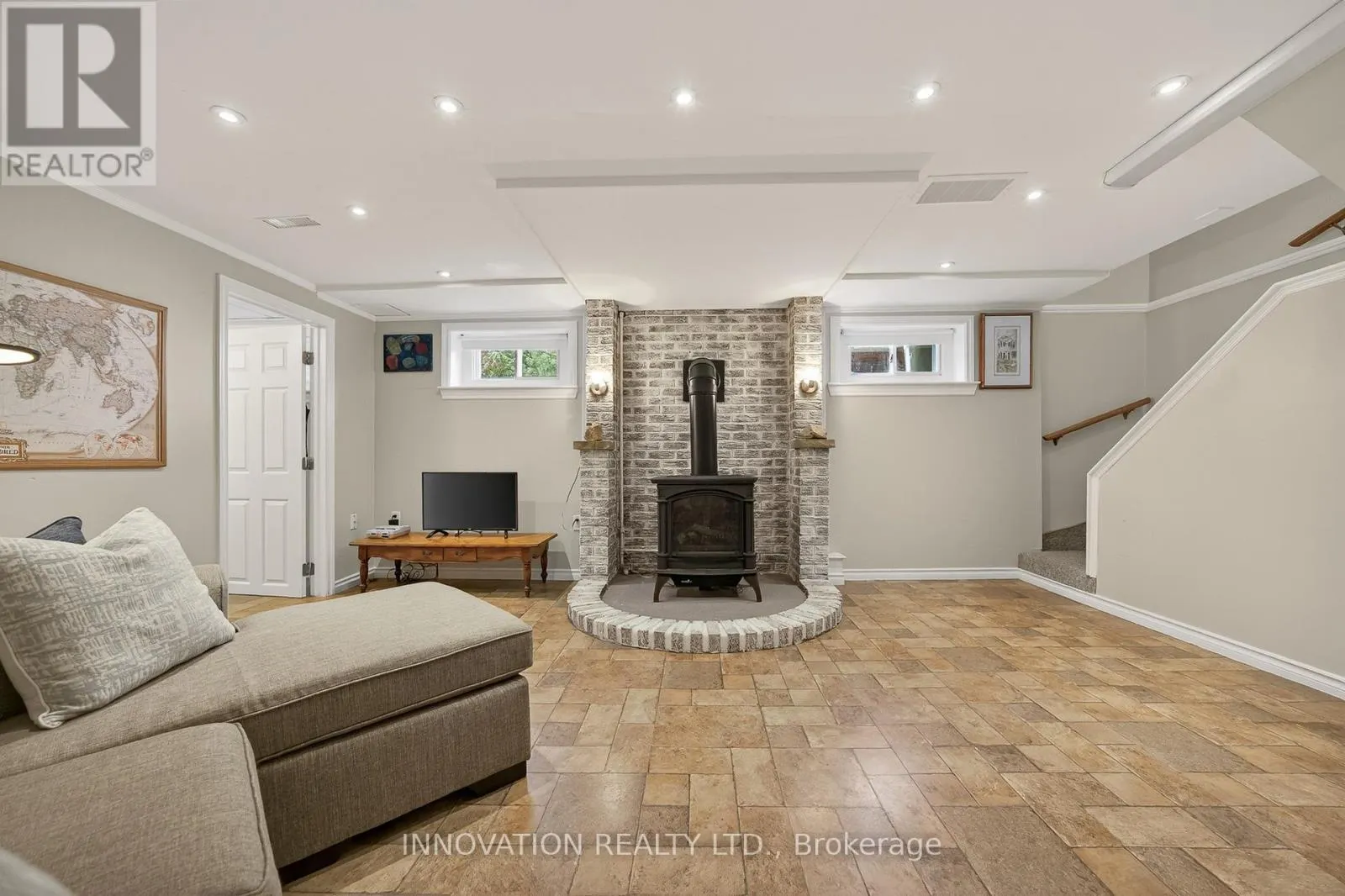 1407 CHARLES STREET