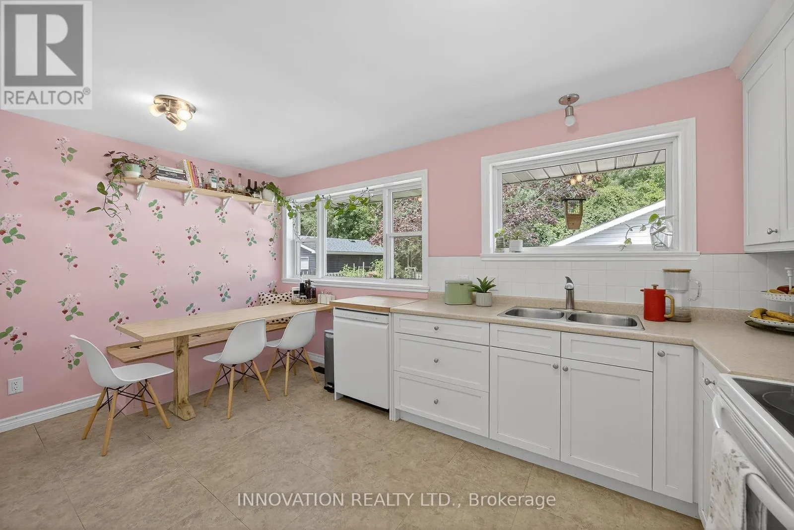 1407 CHARLES STREET