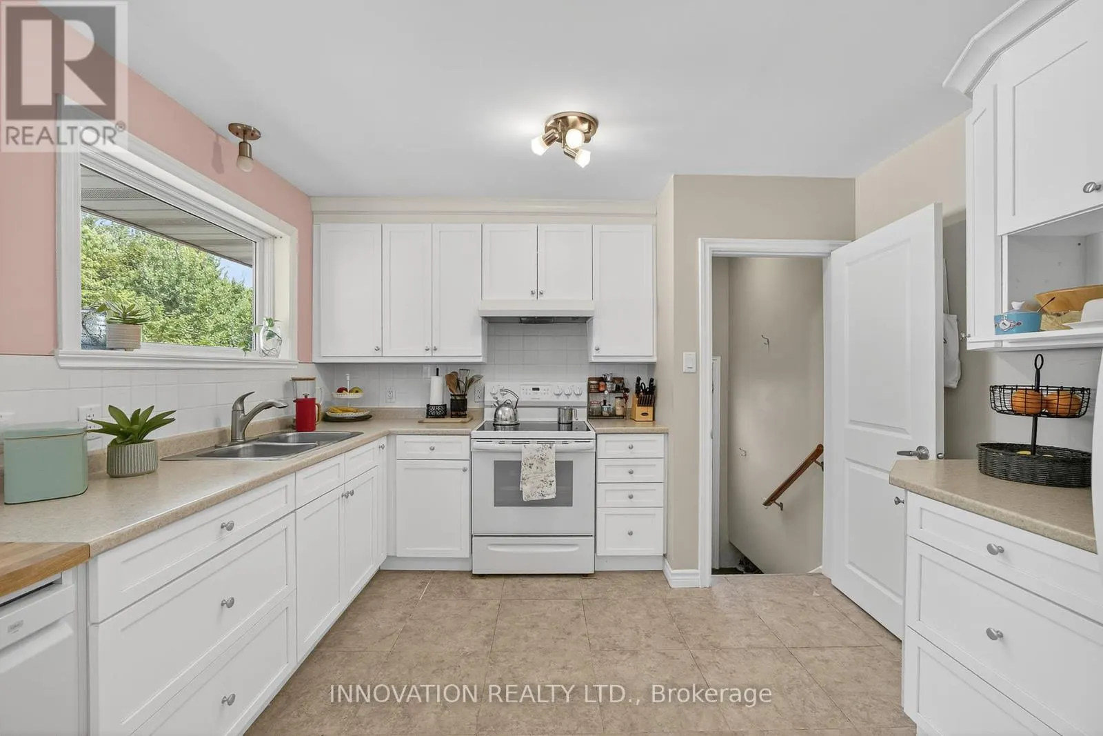 1407 CHARLES STREET