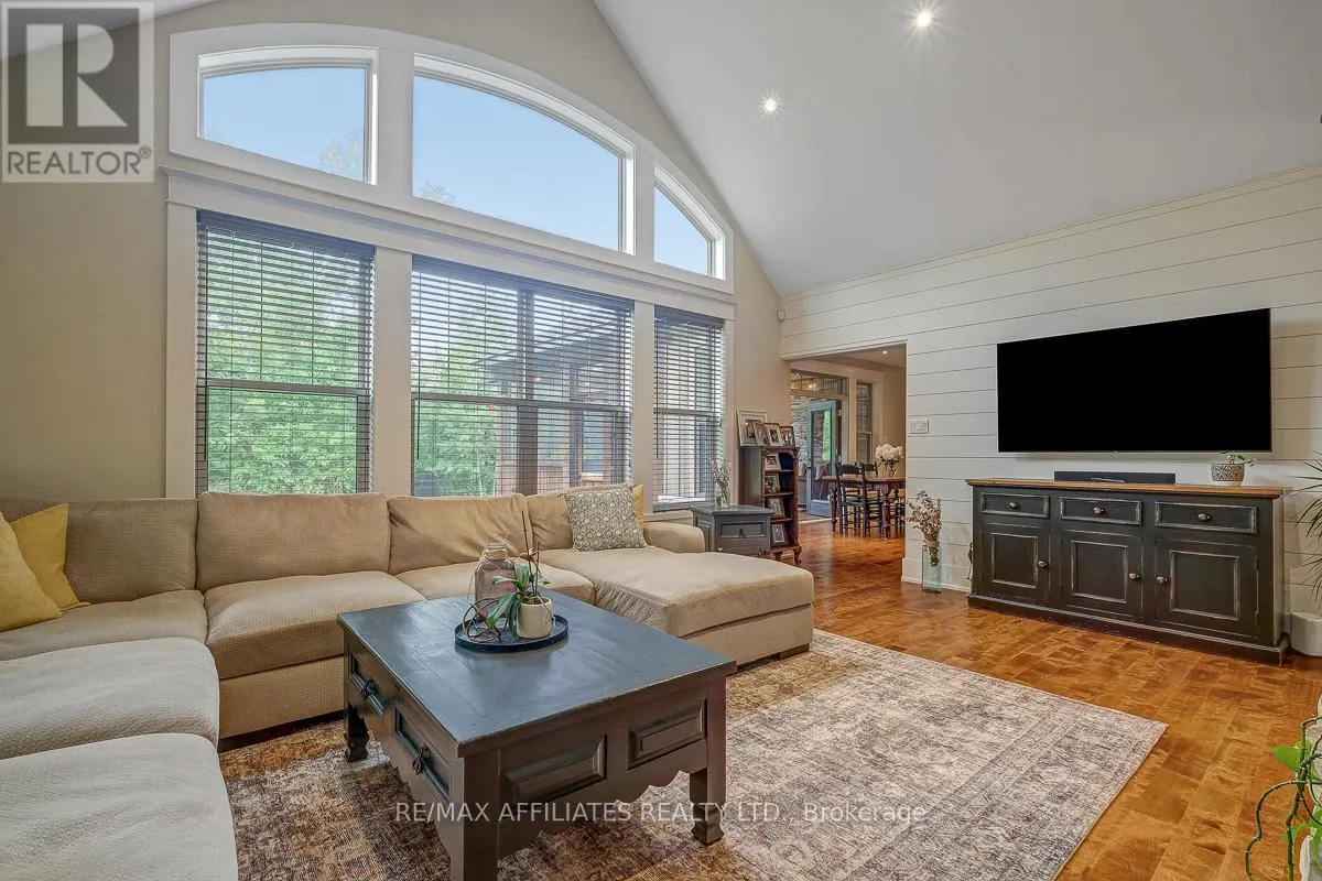 111 IRONSTONE COURT