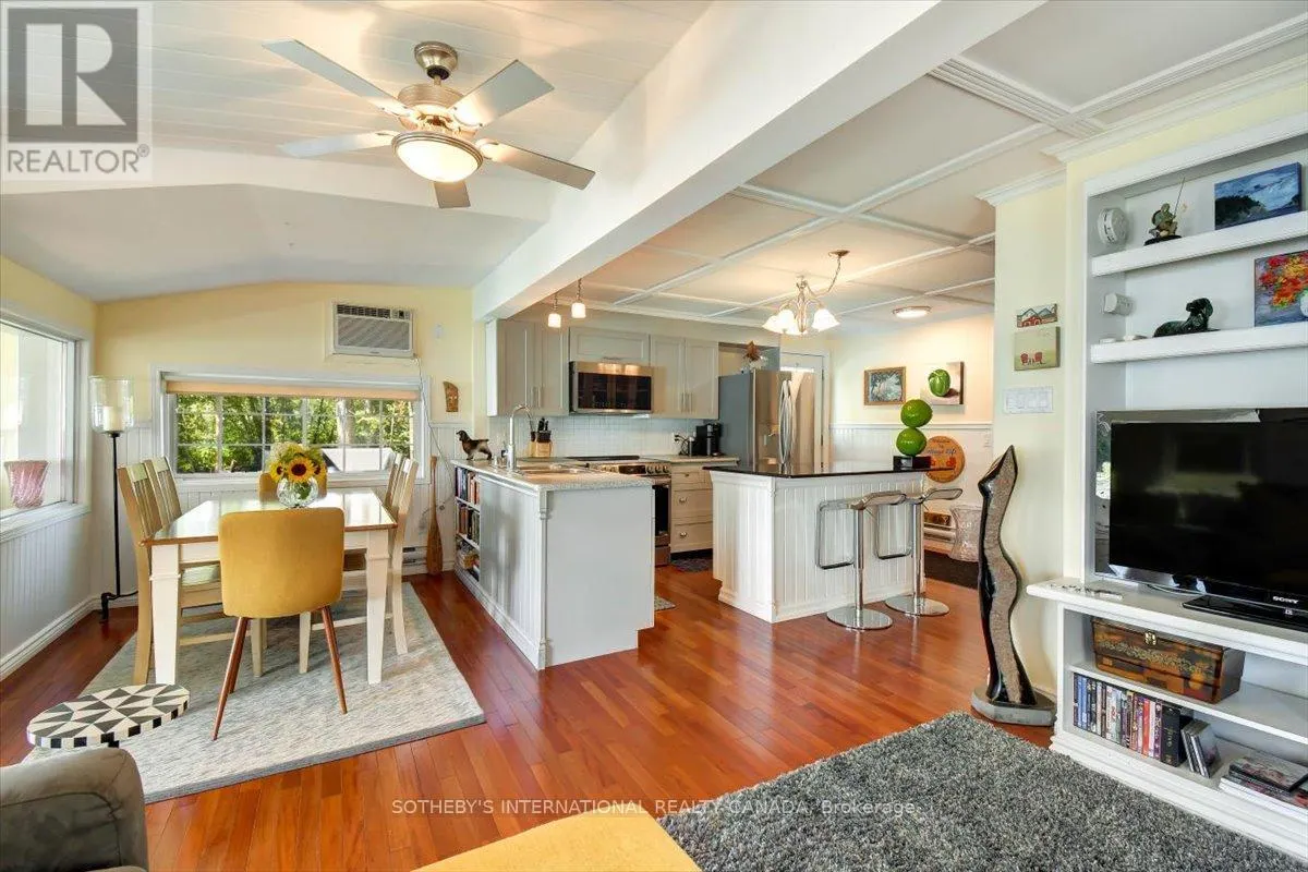 34 BRADLEY BAY ROAD