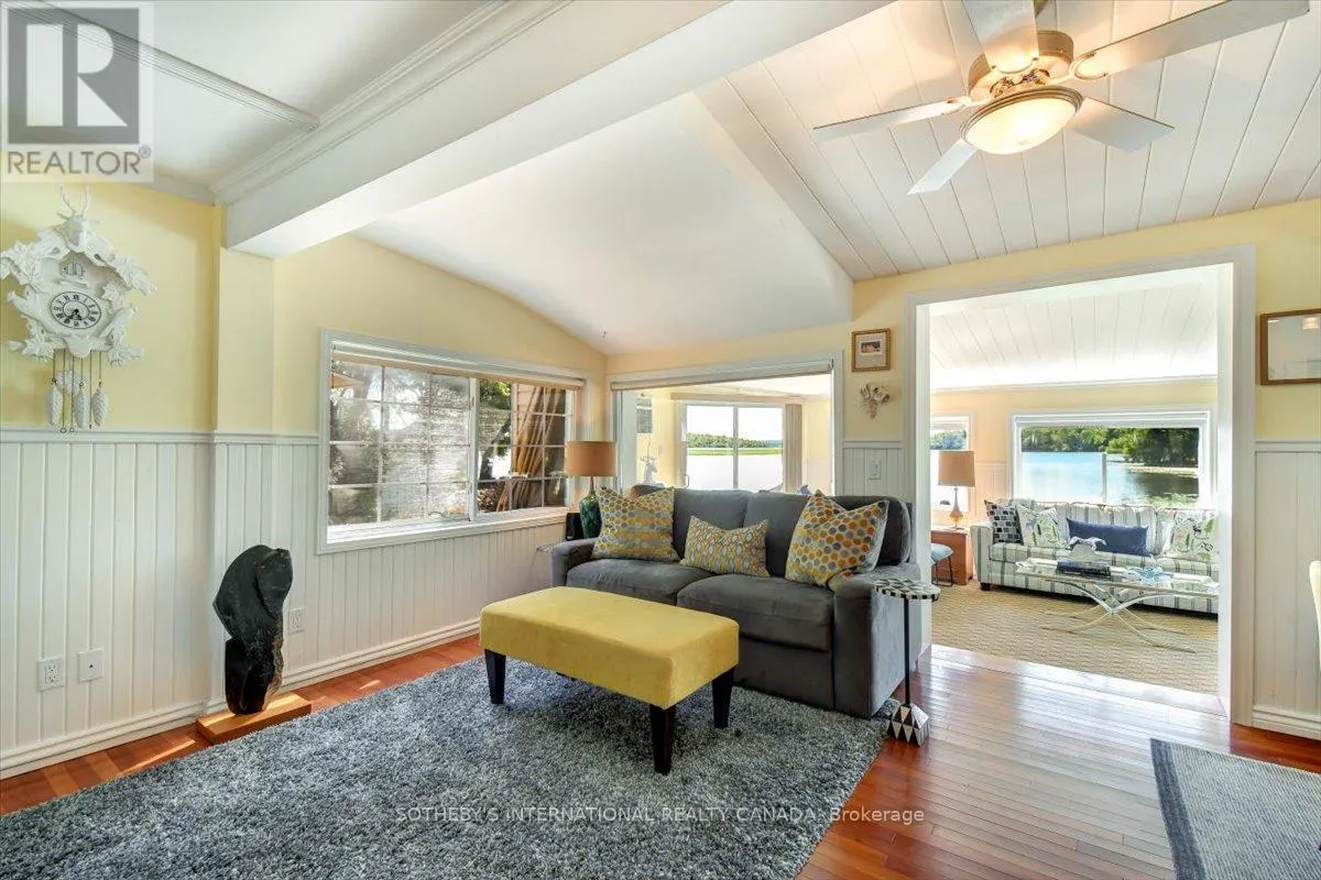 34 BRADLEY BAY ROAD