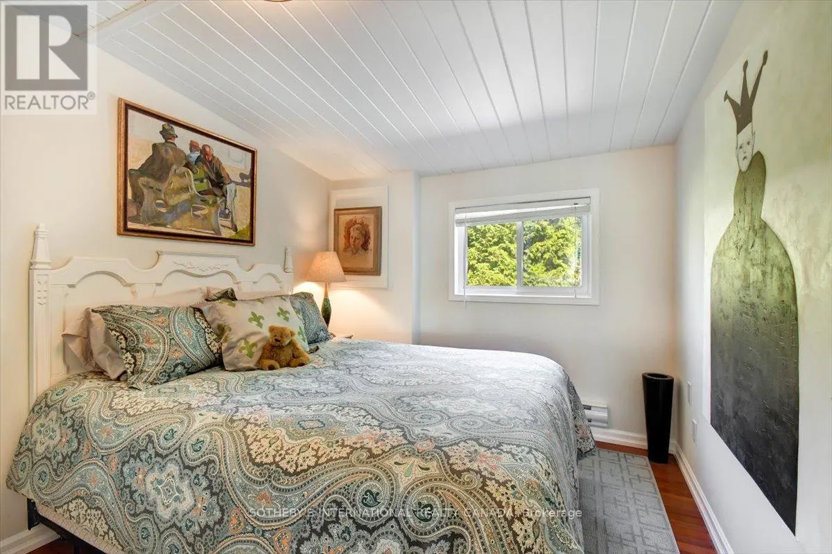 34 BRADLEY BAY ROAD