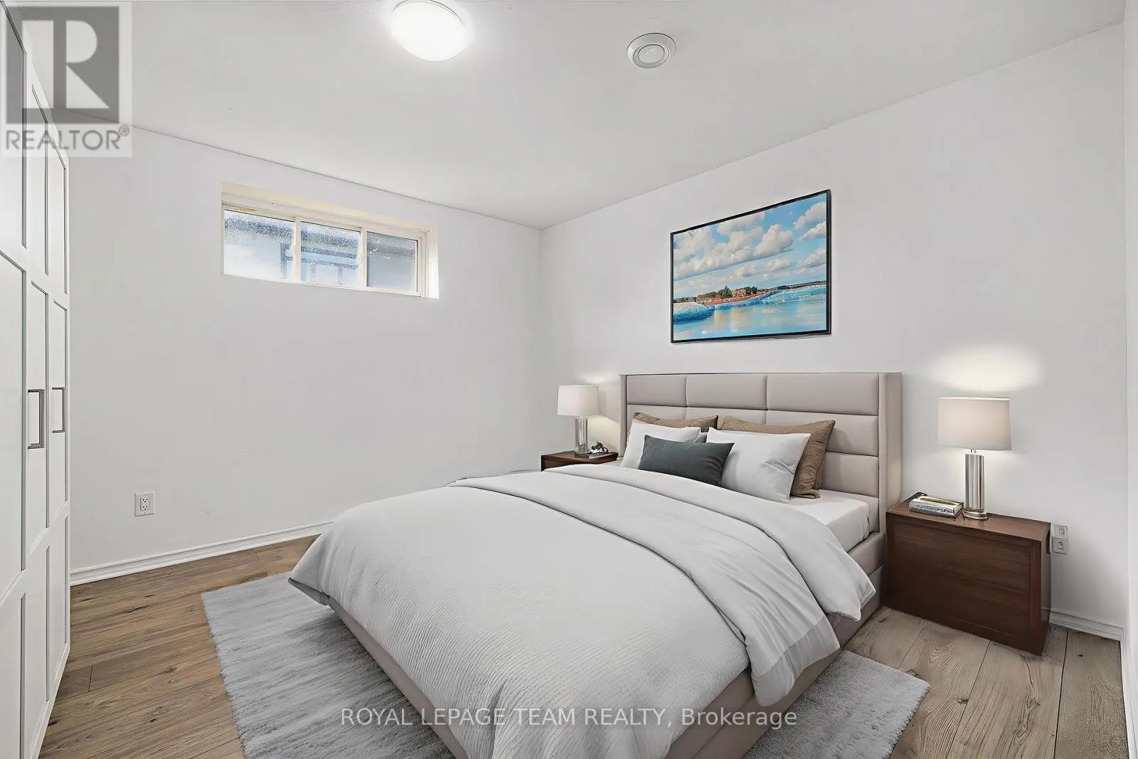 2833 DUNROBIN ROAD