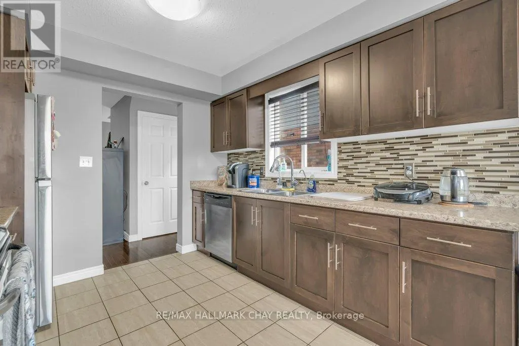 3 DAVISON DRIVE