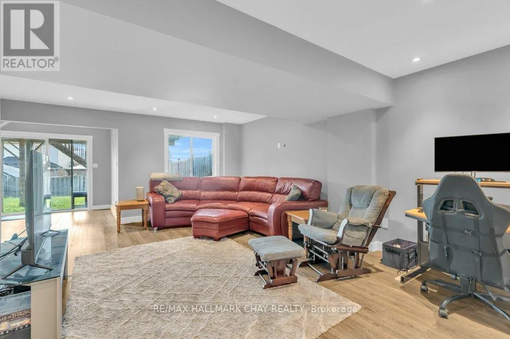 3 DAVISON DRIVE