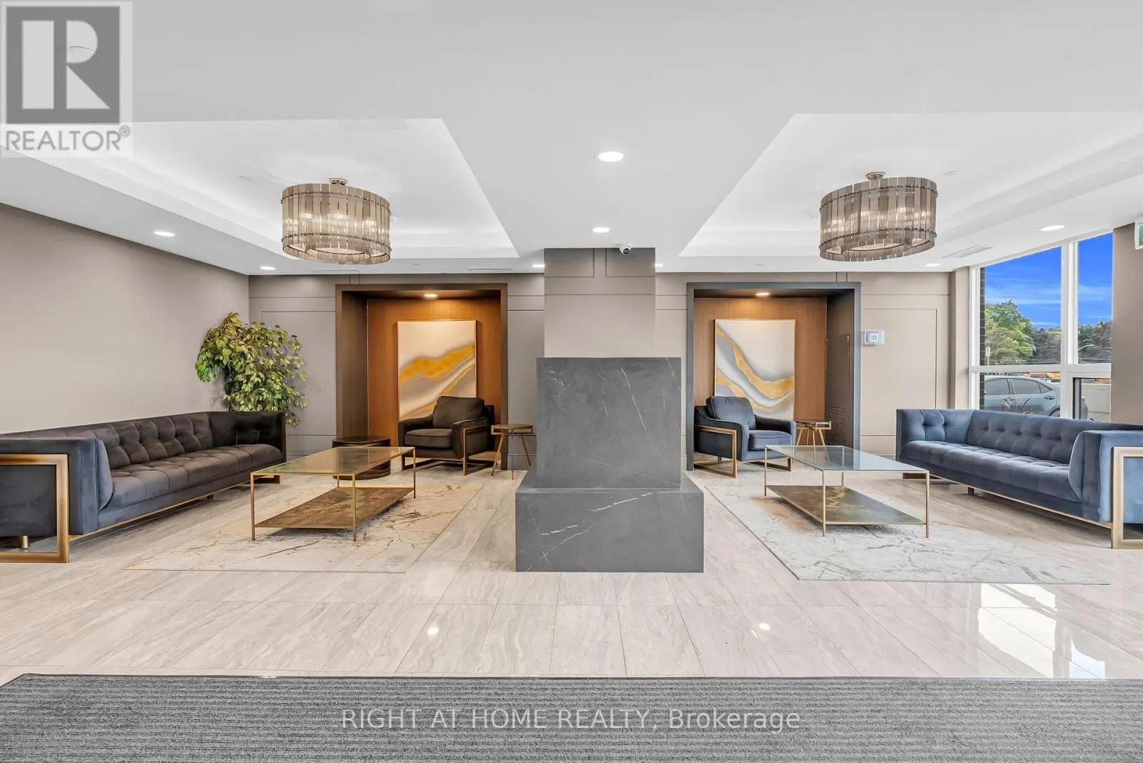 208 - 5055 GREENLANE ROAD