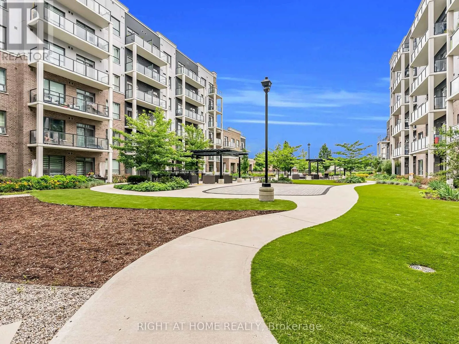 208 - 5055 GREENLANE ROAD