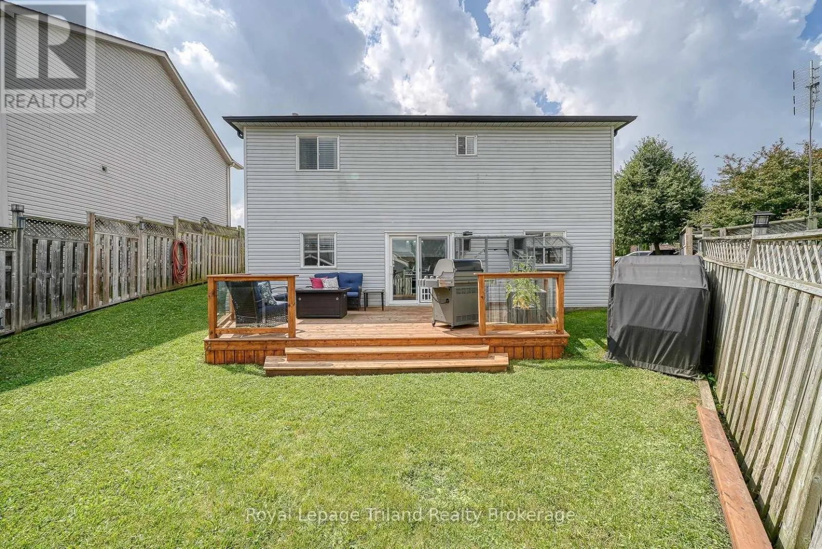 109 CANROBERT STREET