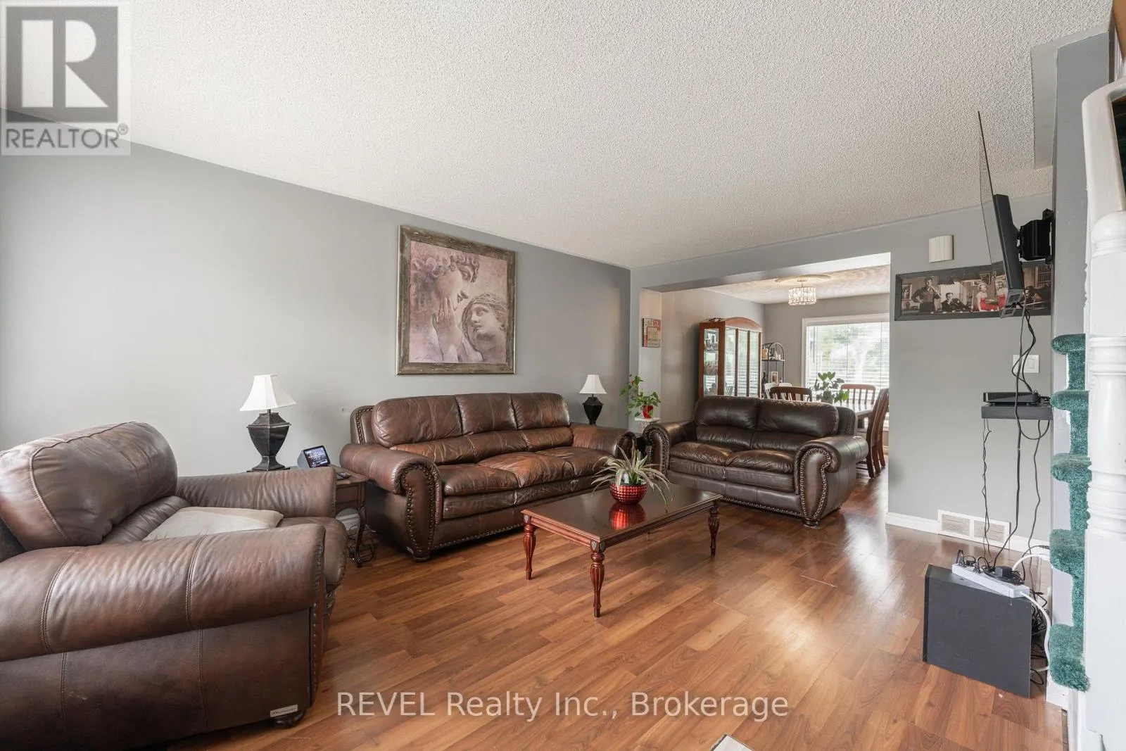 6615 HARPER DRIVE