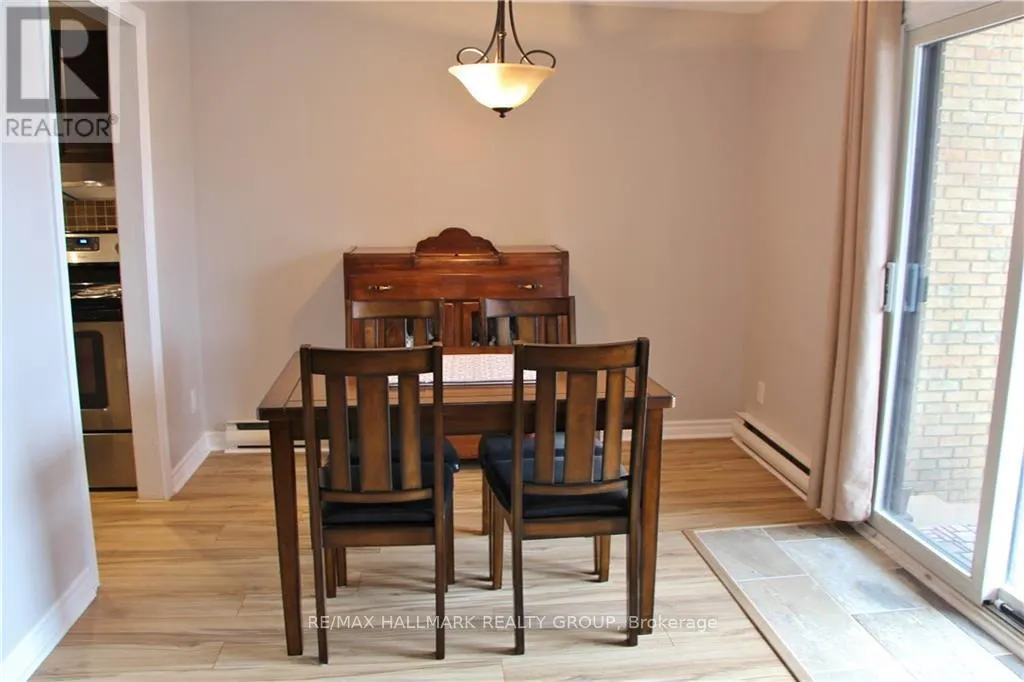 4 - 14 SWEETBRIAR CIRCLE