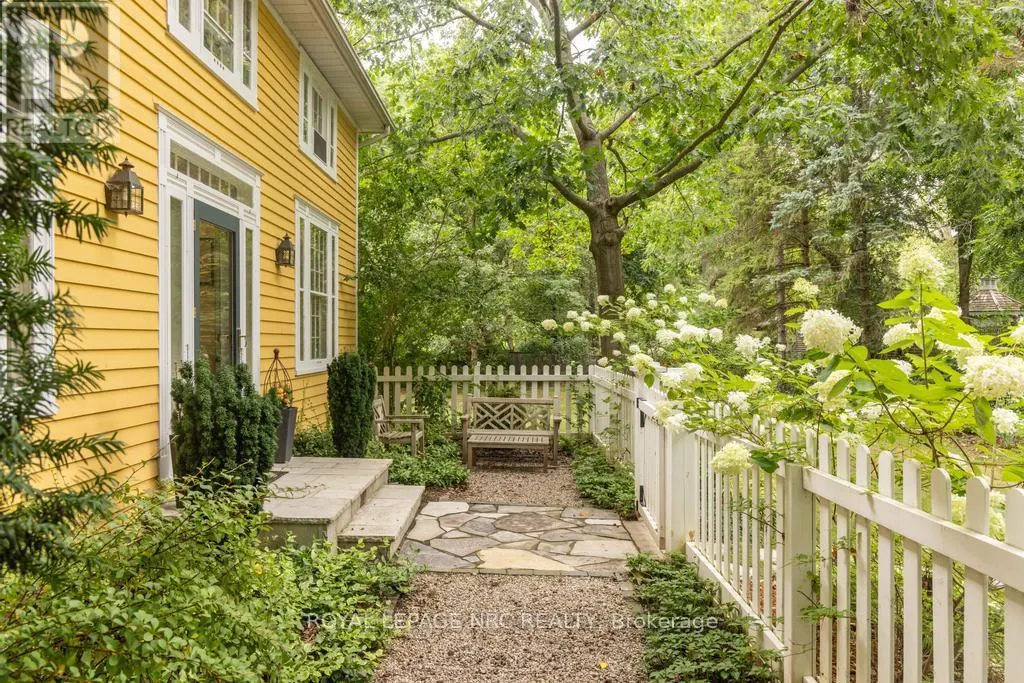 85 QUEENSTON STREET