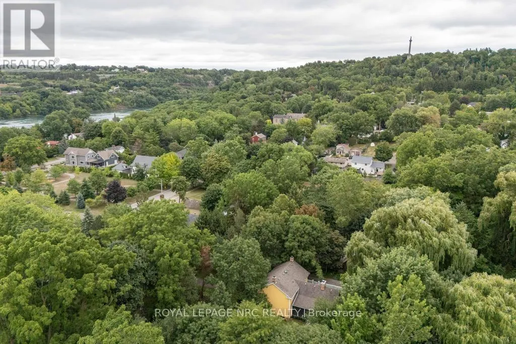 85 QUEENSTON STREET