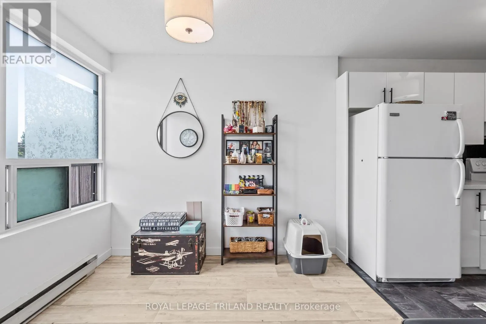 212 - 600 GRENFELL DRIVE, #212