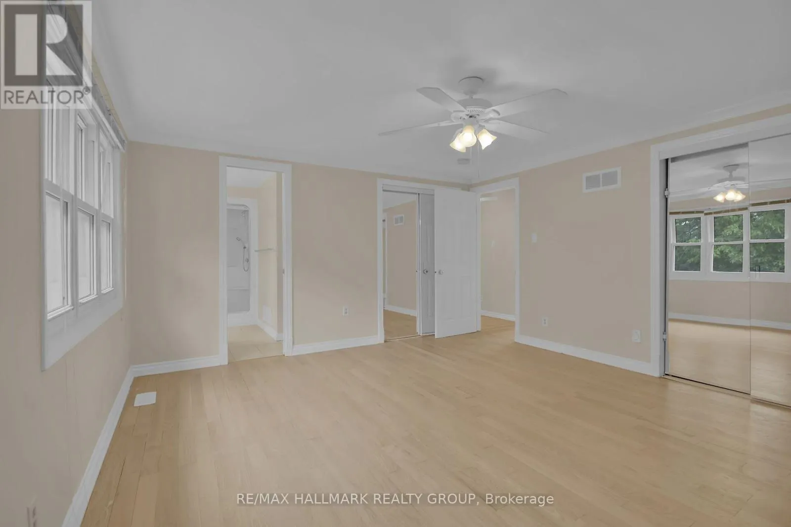 30 BRODEUR CRESCENT