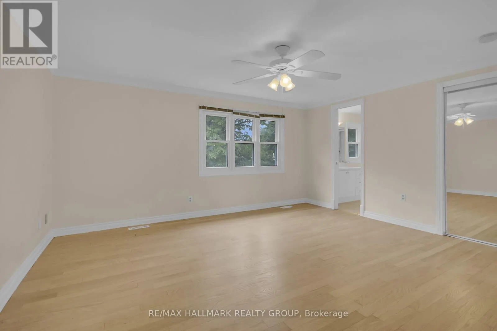 30 BRODEUR CRESCENT