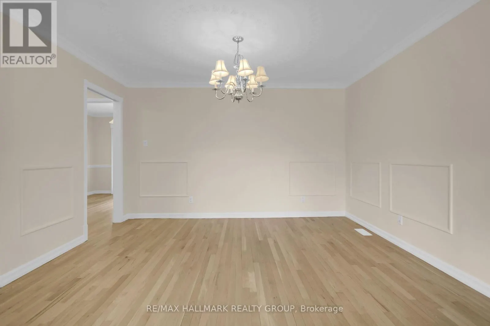 30 BRODEUR CRESCENT