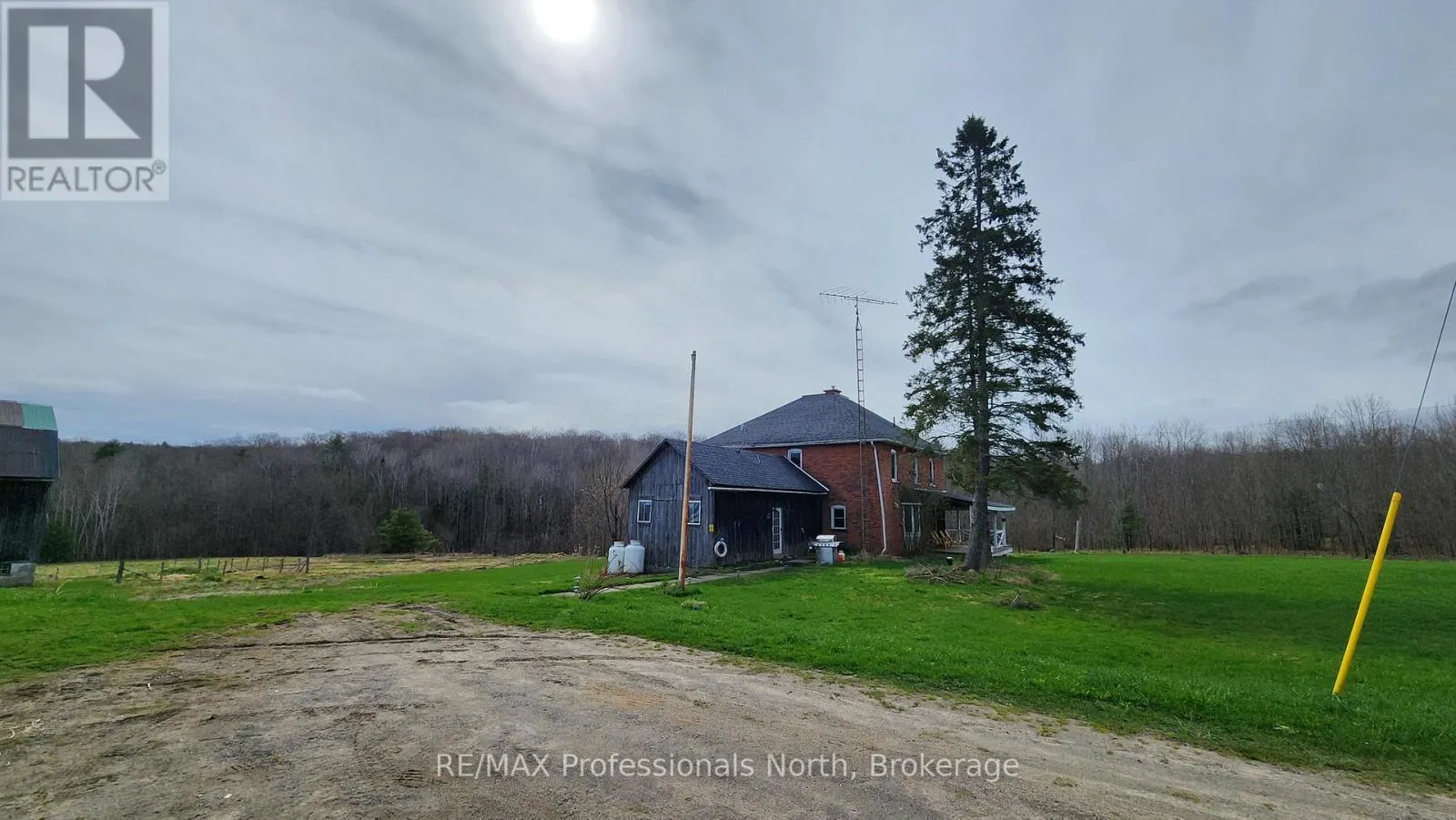 1034 QUINN ROAD