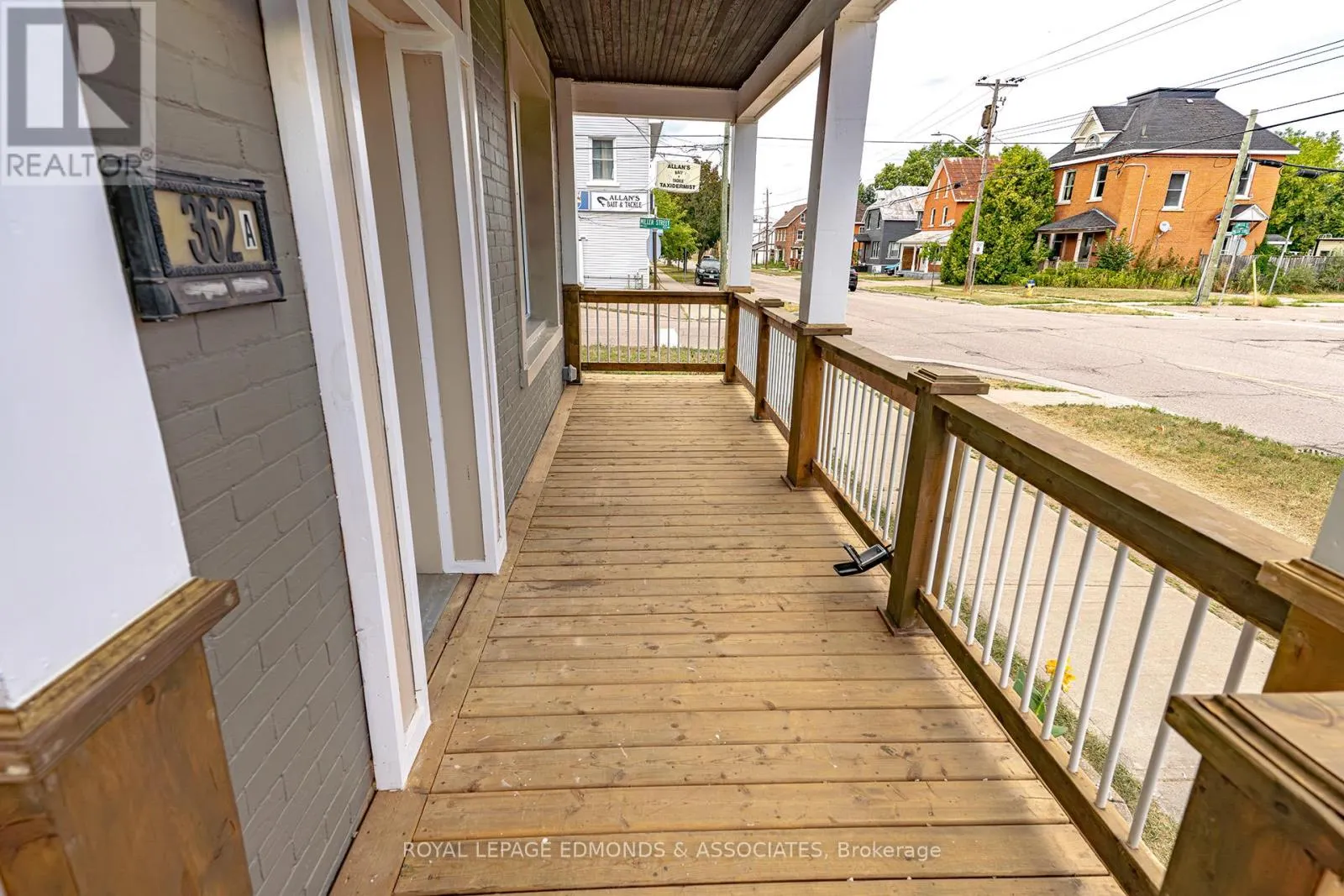 362 CHRISTIE STREET