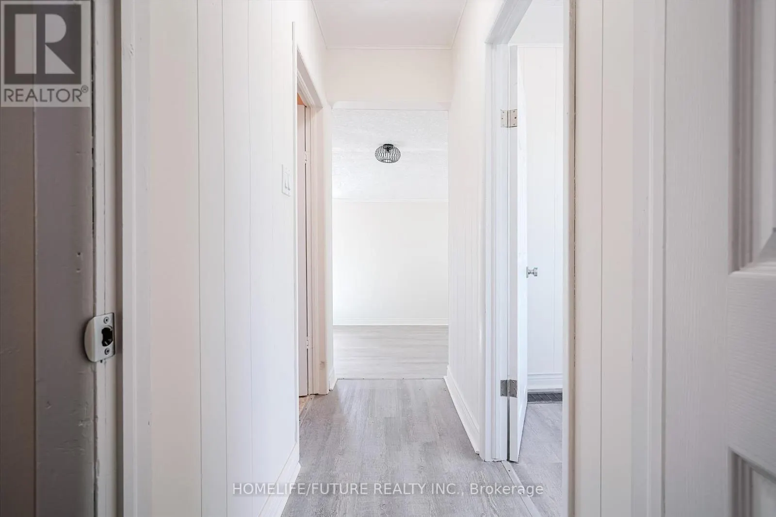 9 TORONTO ROAD