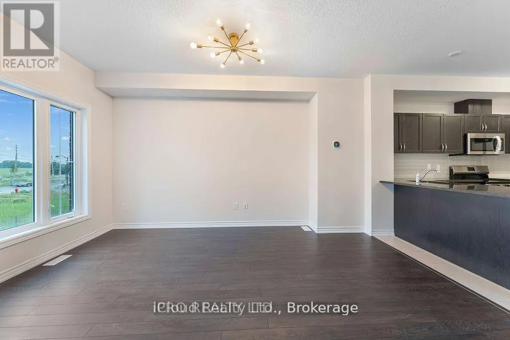 133 - 677 PARK ROAD N