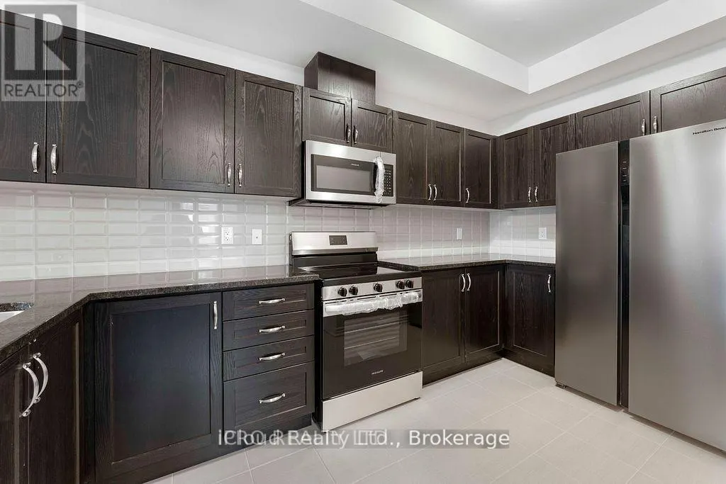 133 - 677 PARK ROAD N