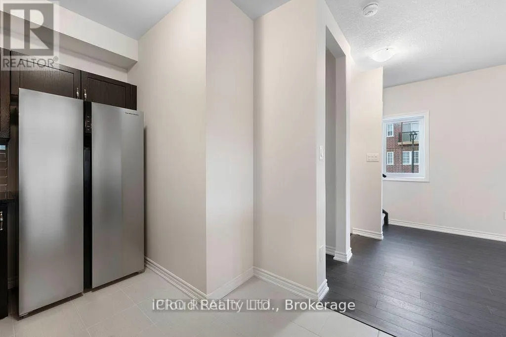 133 - 677 PARK ROAD N